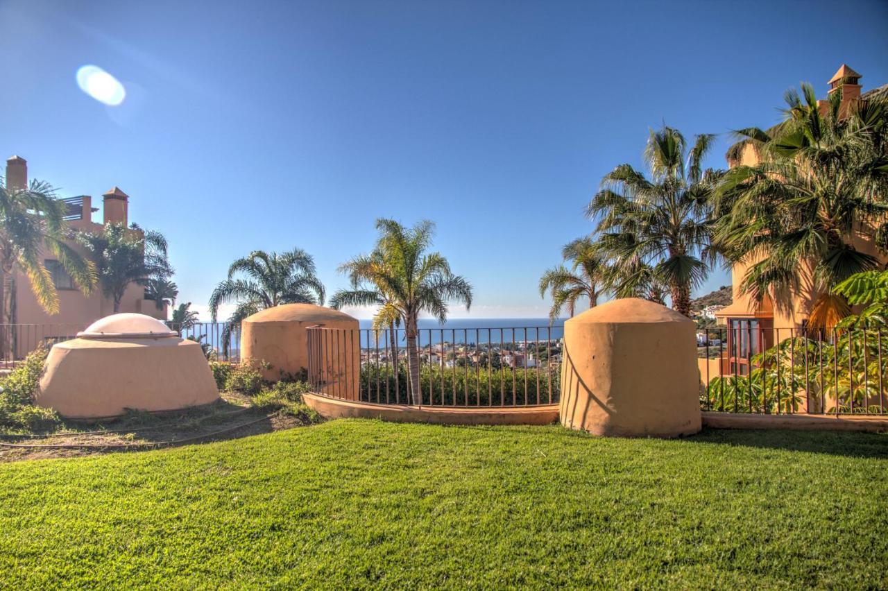 4 Bedroom Holiday Townhouse In Riviera Del Sol With Sea Views Sitio de Calahonda 外观 照片